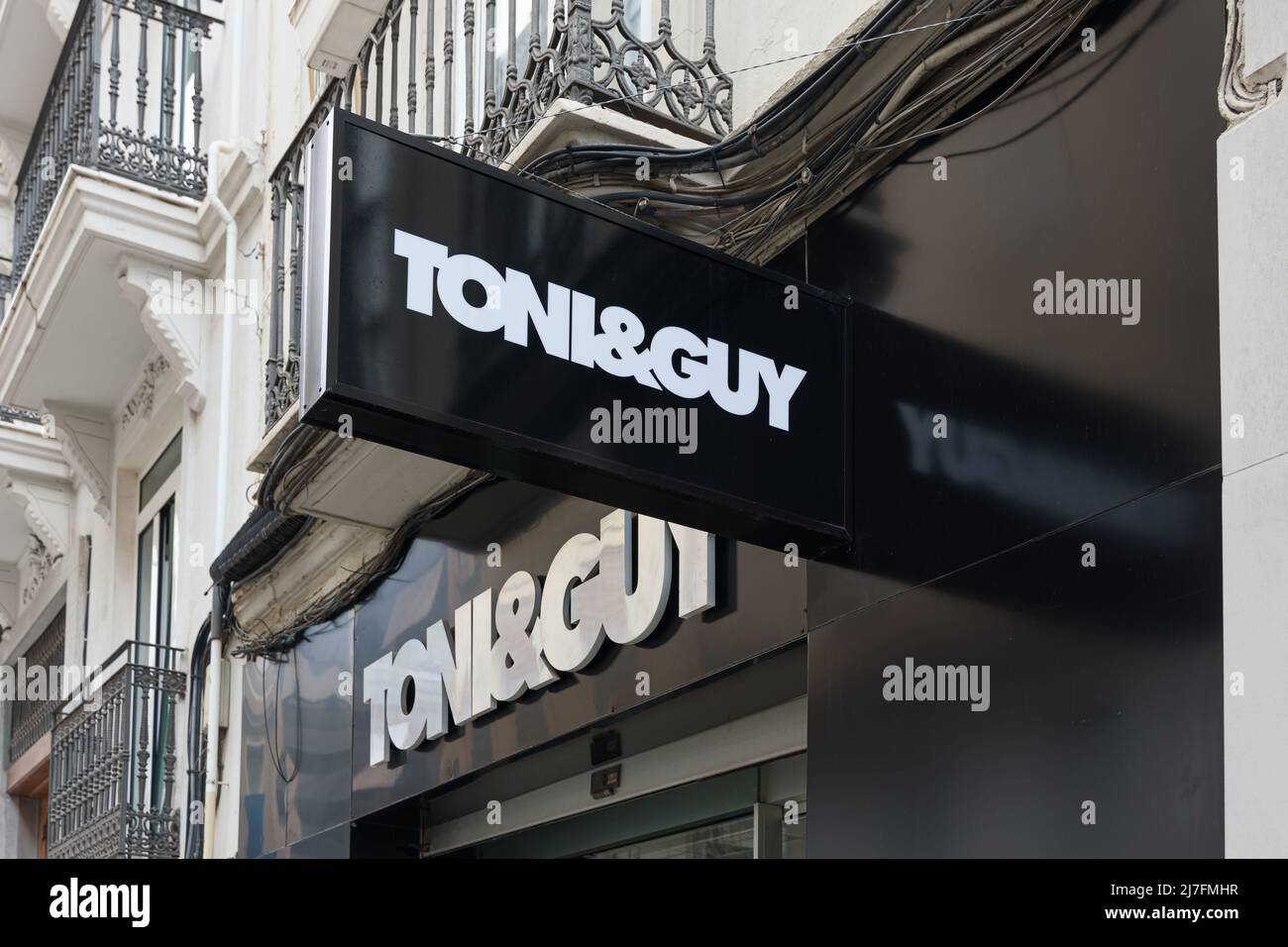 Toni and guy Banque de photographies et d'images à haute résolution - Alamy