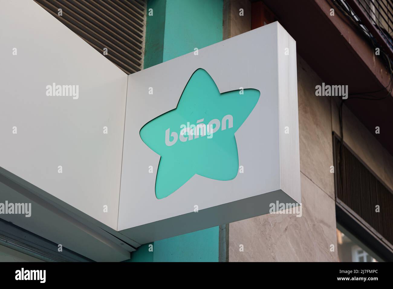 VALENCIA, ESPAGNE - 05 MAI 2022: Bañon est une boutique de cadeaux et de décoration espagnole Banque D'Images