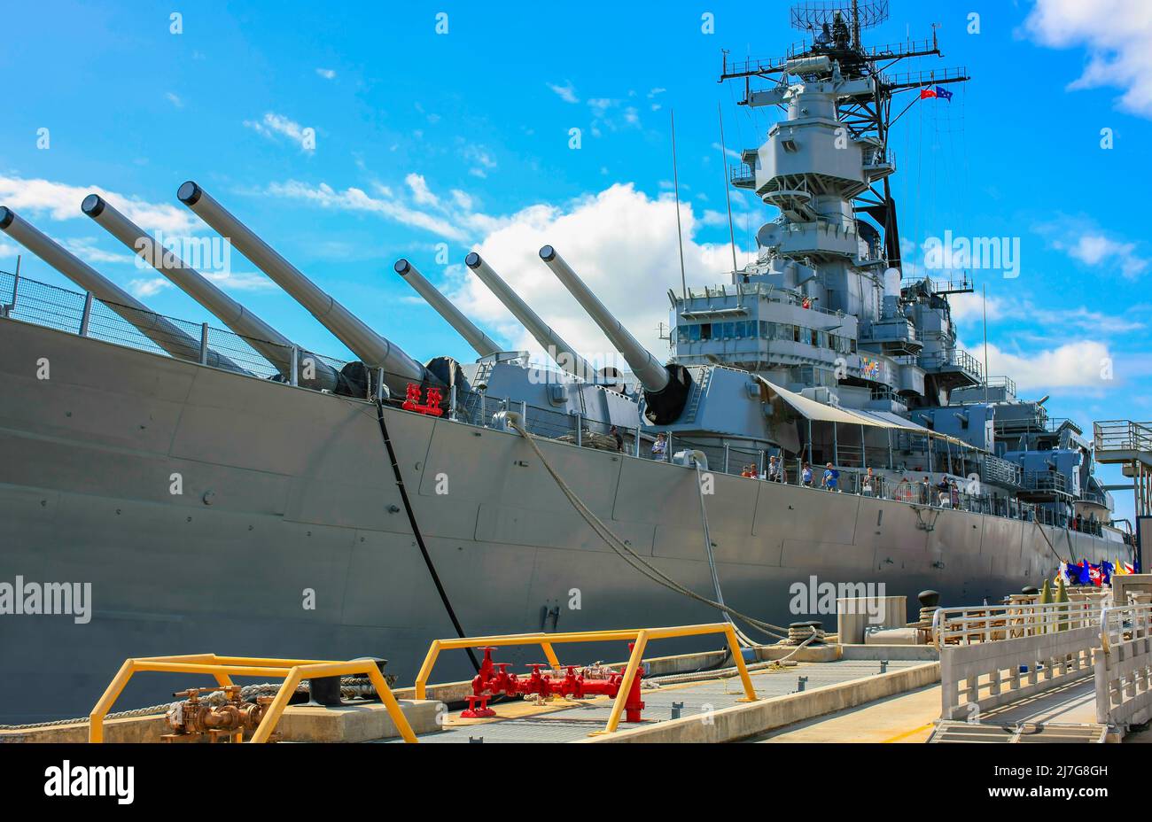 Pearl Harbor, HI, Etats-Unis - 29 janvier 2010 : Battleship U.S.S. Le Missouri a pris sa retraite du service militaire et est exposé Banque D'Images
