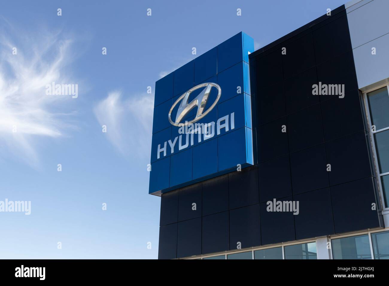 Noblesville - Circa Mai 2022: Concessionnaire Hyundai Motor Company. Hyundai construit des véhicules en Corée du Sud et à Montgomery, Alabama. Banque D'Images
