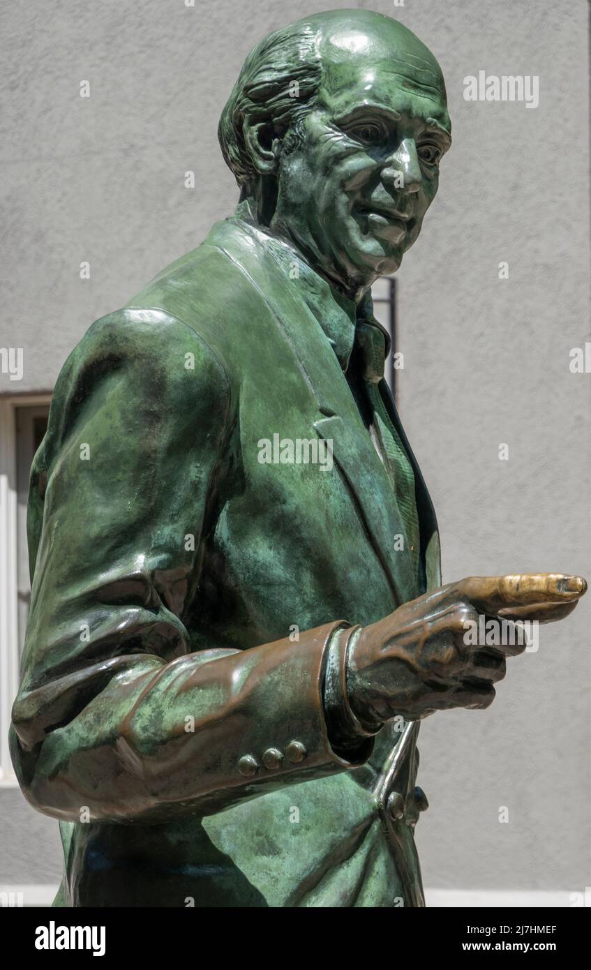Statue de Max Heller devant NOMA Flats Plaza, centre-ville de Greenville SC Banque D'Images