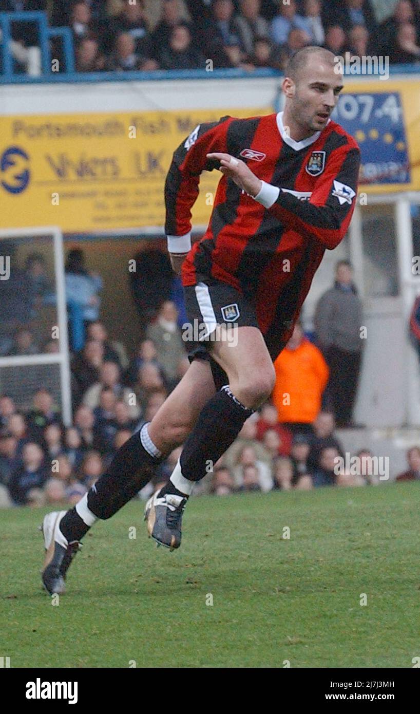 portsmouth / manchester City 10-1-04 ANTON SEBERSKI PIC MIKE WALKER 2004 Banque D'Images
