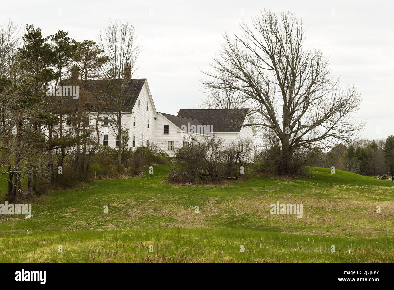 Un site emblématique situé juste en bas de la route de l'université du New Hampshire sur la route 4 à Durham. Le vieux wagon est toujours au sommet de la colline. Banque D'Images