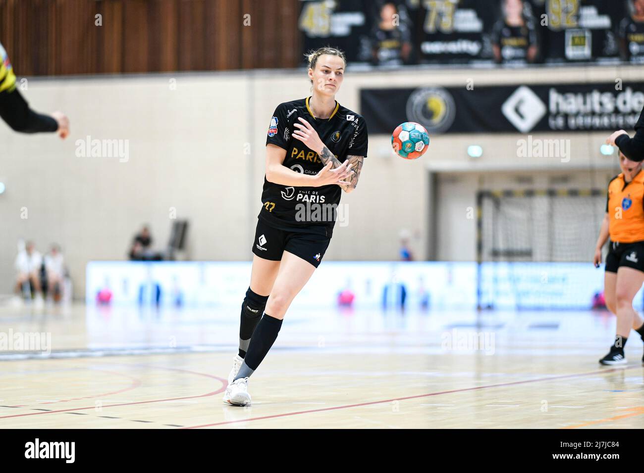 Nadia Offendal de Paris 92 lors du championnat de France féminin, Ligue Butagaz Energie Handball match entre Paris 92 et Handball Plan de Cuques le 8 mai 2022 au Palais des Sports Robert Charpentier à Issy-les-Moulineaux, France - photo Victor Joly / DPPI Banque D'Images