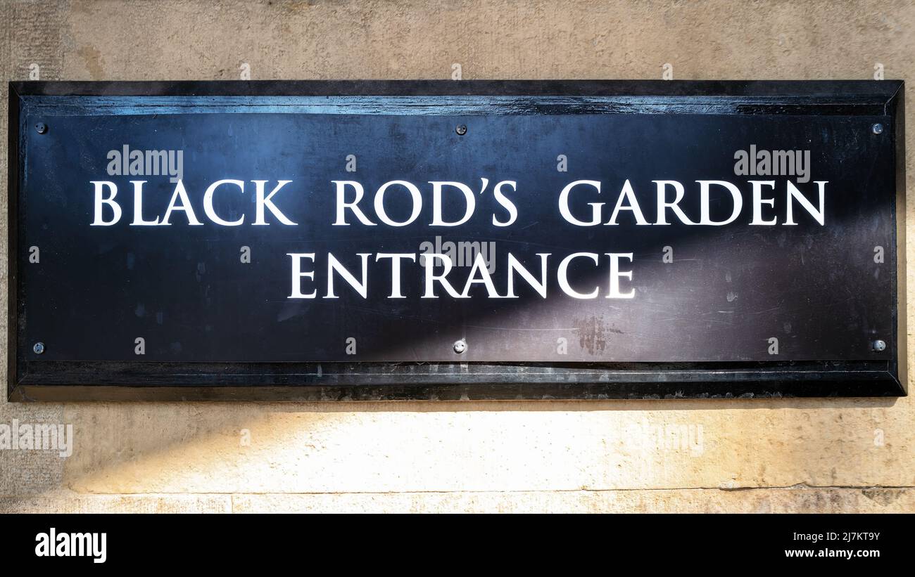 Londres, Royaume-Uni - 26 mars 2022 : entrée du jardin pour la Black Rod pour entrer dans les maisons du Parlement. Le bâton noir actuel est Sarah Clarke, le premier woma Banque D'Images