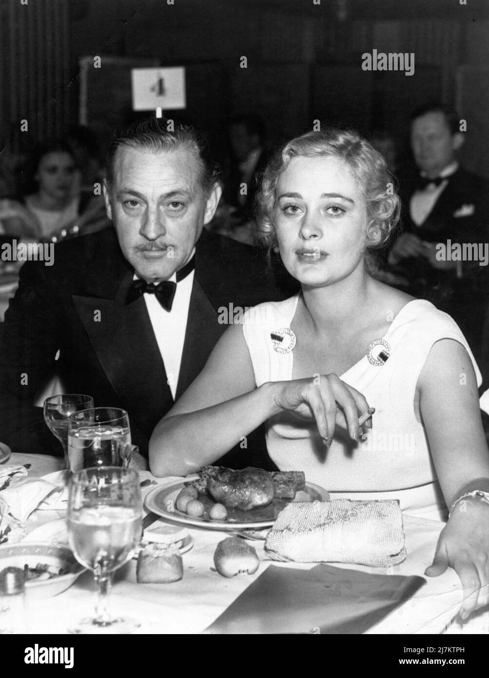 JOHN BARRYMORE et sa femme de 3rd DOLORES COSTELLO à une fonction hollywoodienne vers 1934 Banque D'Images