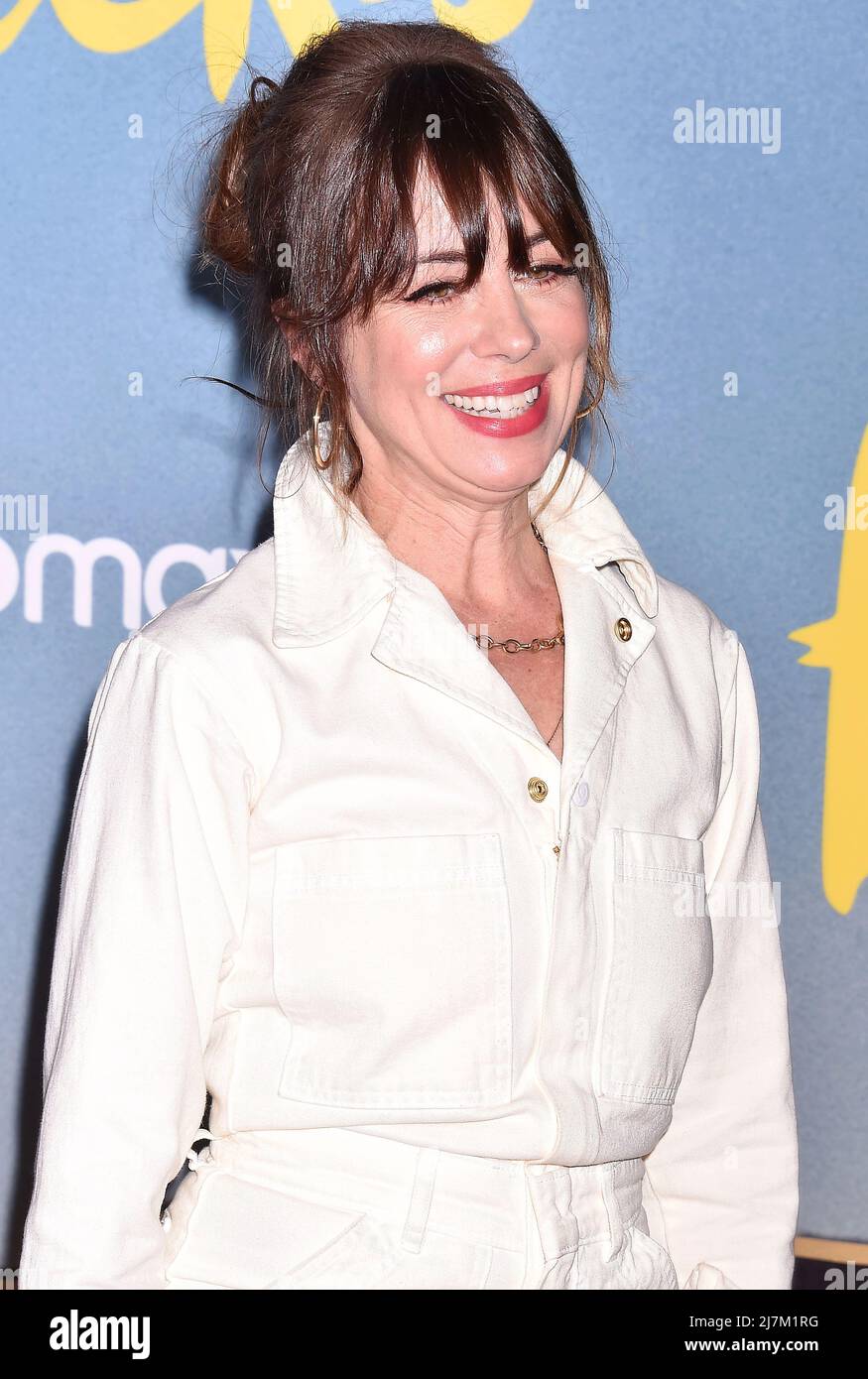 LOS ANGELES, CA - 09 MAI : Natasha Leggero participe à la première saison 2 de HBO Max's 'Hackss' au DGA Theatre Complex le 09 mai 2022 à Los Angeles Banque D'Images