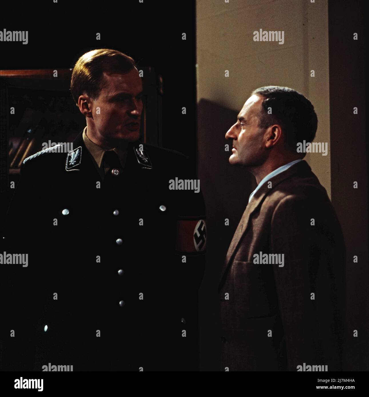Reihard Heydrich - Directeur des Todes, ZDF Historienfilm, Deutschland, 1977, Regie: Heinz Schirk, Szene: Dietrich Mattausch und Friedrich G. Beckhaus. Reinhard Heydrich - responsable des terreurs, TV historica film, Allemagne, 1977, réalisé par Heinz Schirk, scène: Dietrich Mattausch et Friedrich G. Beckhaus Banque D'Images