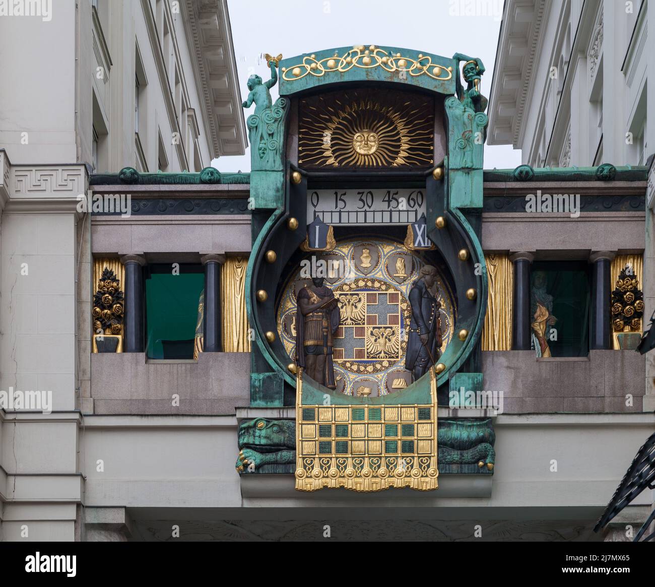 Dans l'horloge Anker Hoher Markt Square à quartier juif du vieux Vienne Banque D'Images