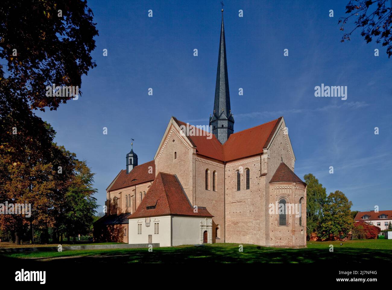 Doberlug-Kirchhain Niederlausitz ehem Zisterzienser-Klosterkirche St Marien 1184- um 1250 erbaut 77842 von C Weber 1905-09 durchgreifend erneuert ans Banque D'Images