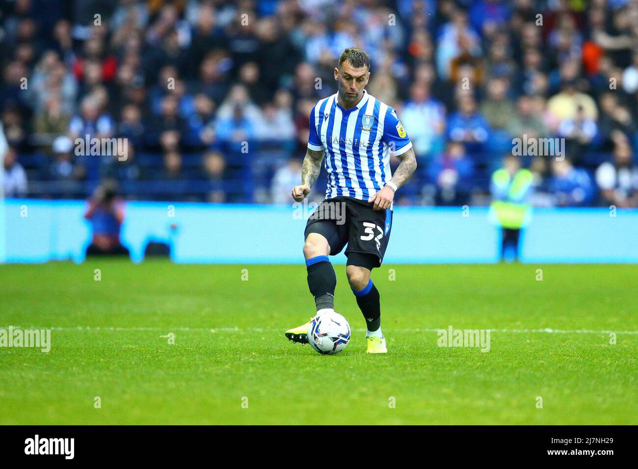 Hillsborough Stadium, Sheffield, Angleterre - 9th mai 2022 Jack Hunt (32) de Sheffield mercredi - pendant le match Sheffield Wednesday v Sunderland, Sky Bet League One, (jouez à la deuxième jambe) 2021/22, Hillsborough Stadium, Sheffield, Angleterre - 9th mai 2022 crédit: Arthur Haigh/WhiteRosePhotos/Alay Live News Banque D'Images