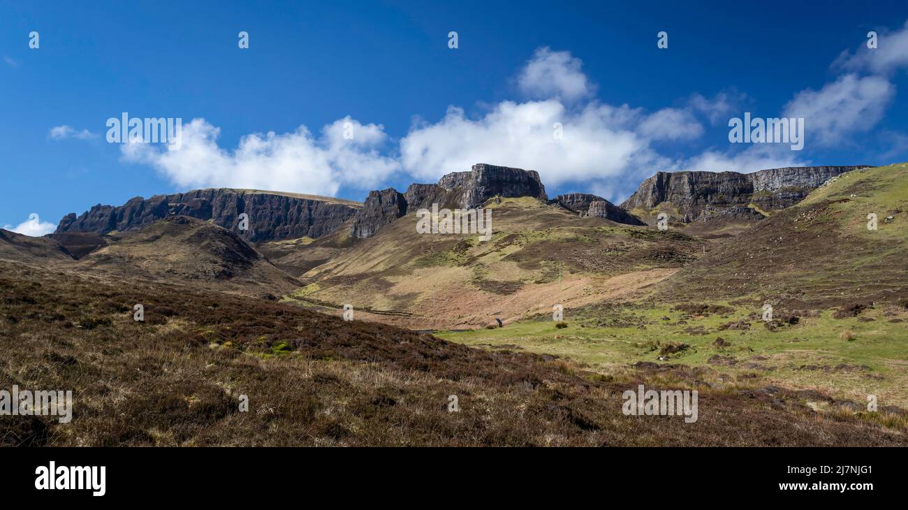 Le Quiraing, le sommet le plus au nord du Trotternish sur l'île de Skye, Écosse, Royaume-Uni Banque D'Images