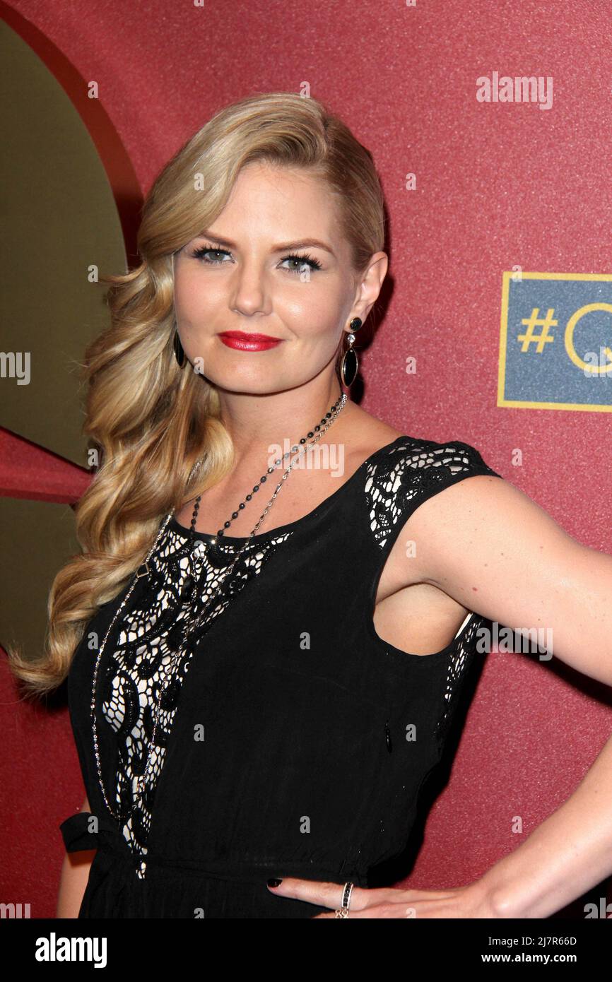 LOS ANGELES - 1 MARS : Jennifer Morrison à l'événement annuel de tapis rouge QVC 5th à l'hôtel four Seasons, le 1 mars 2014 à Beverly Hills, Californie Banque D'Images