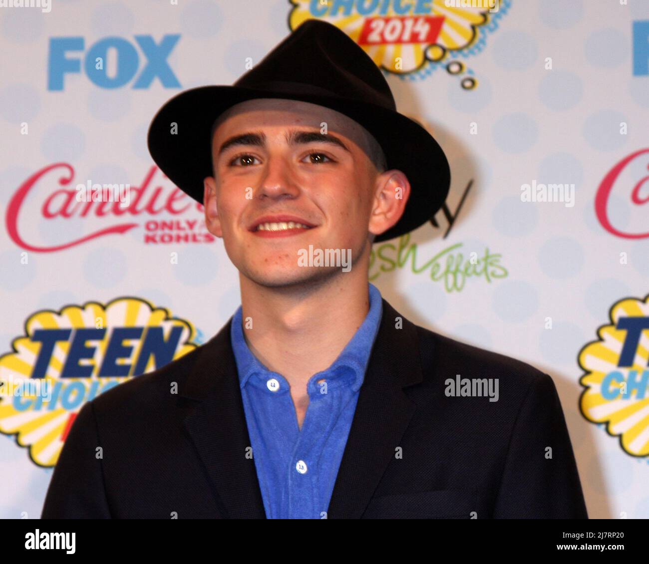 LOS ANGELES - 10 AOÛT : Charlie Rowe à la salle de presse 2014 Teen Choice Awards au Shrine Auditorium le 10 août 2014 à Los Angeles, CA Banque D'Images