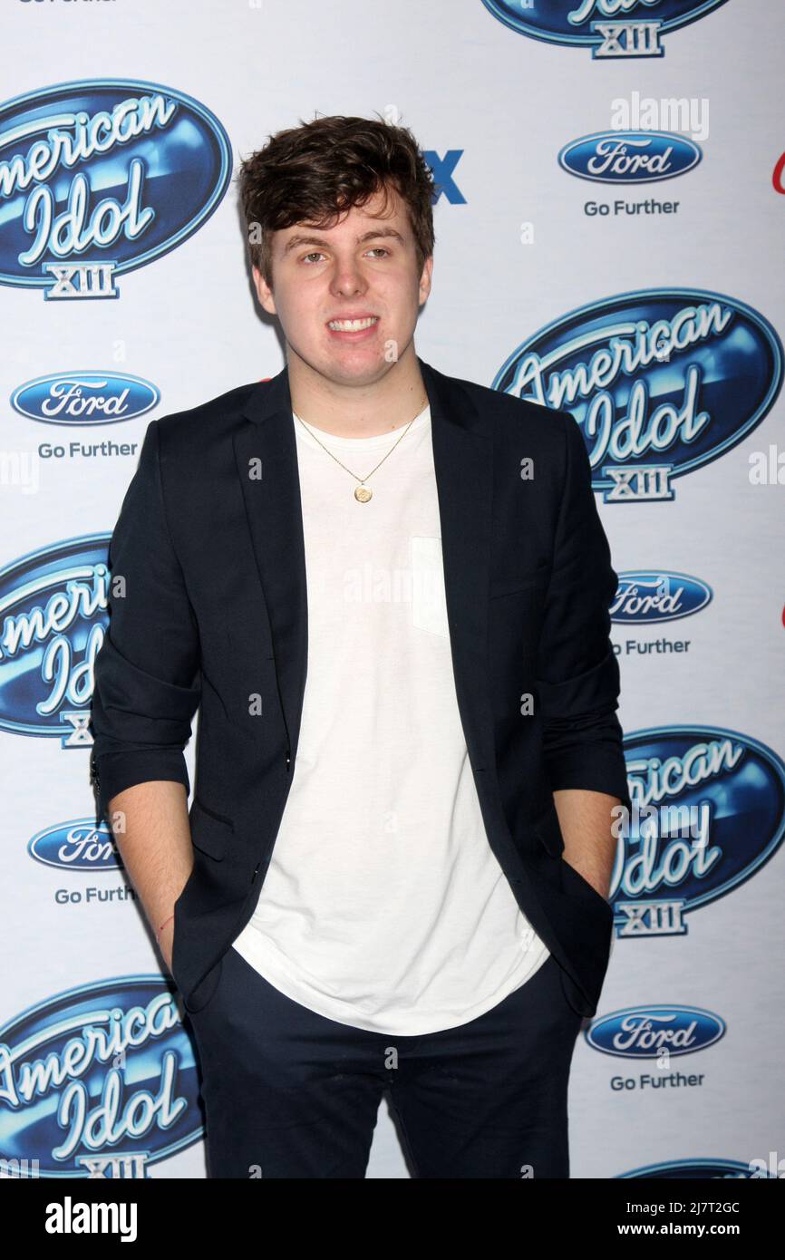 LOS ANGELES - 20 FÉVRIER : Alex Preston à l'American Idol 13 Finalists Party à Fig & Olive le 20 février 2014 à West Hollywood, CA Banque D'Images