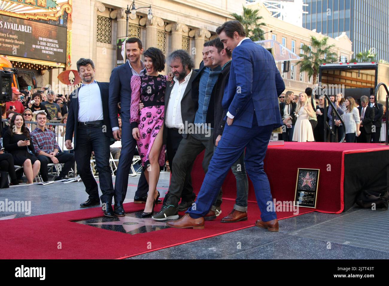 LOS ANGELES - DEC 8 : Andy Serkis, Richard Armitage, Evangeline Lilly, Sir Peter Jackson, Orlando Bloom, Elijah Wood, Lee Pace à la cérémonie du Peter Jackson Hollywood Walk of Fame au Dolby Theatre le 8 décembre 2014 à Los Angeles, Californie Banque D'Images