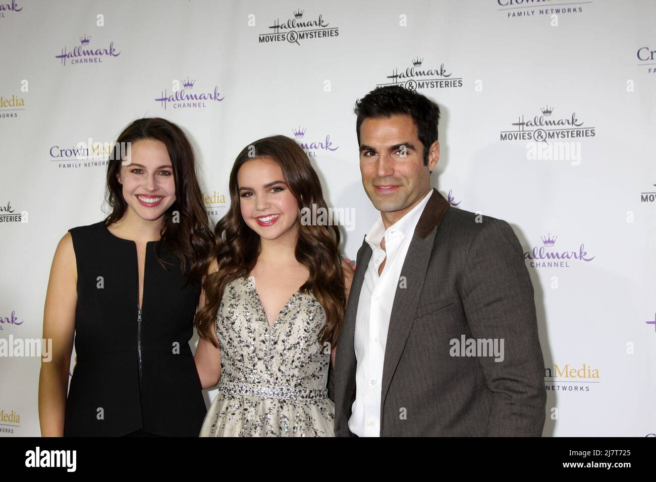 LOS ANGELES - 4 NOVEMBRE : Kaitlin Riley, huisee Madison, Jordi Vilasuso à la réception de projection « NORTHPOLE » du canal Hallmark au restaurant la Piazza du Grove le 4 novembre 2014 à Los Angeles, Californie Banque D'Images