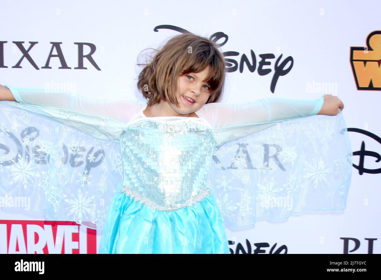 LOS ANGELES - octobre 1 : Natalia Scout Lee Stafford à l'événement VIP Disney Halloween au magasin de produits de consommation de Disney le 1 octobre 2014 à Glendale, CA Banque D'Images