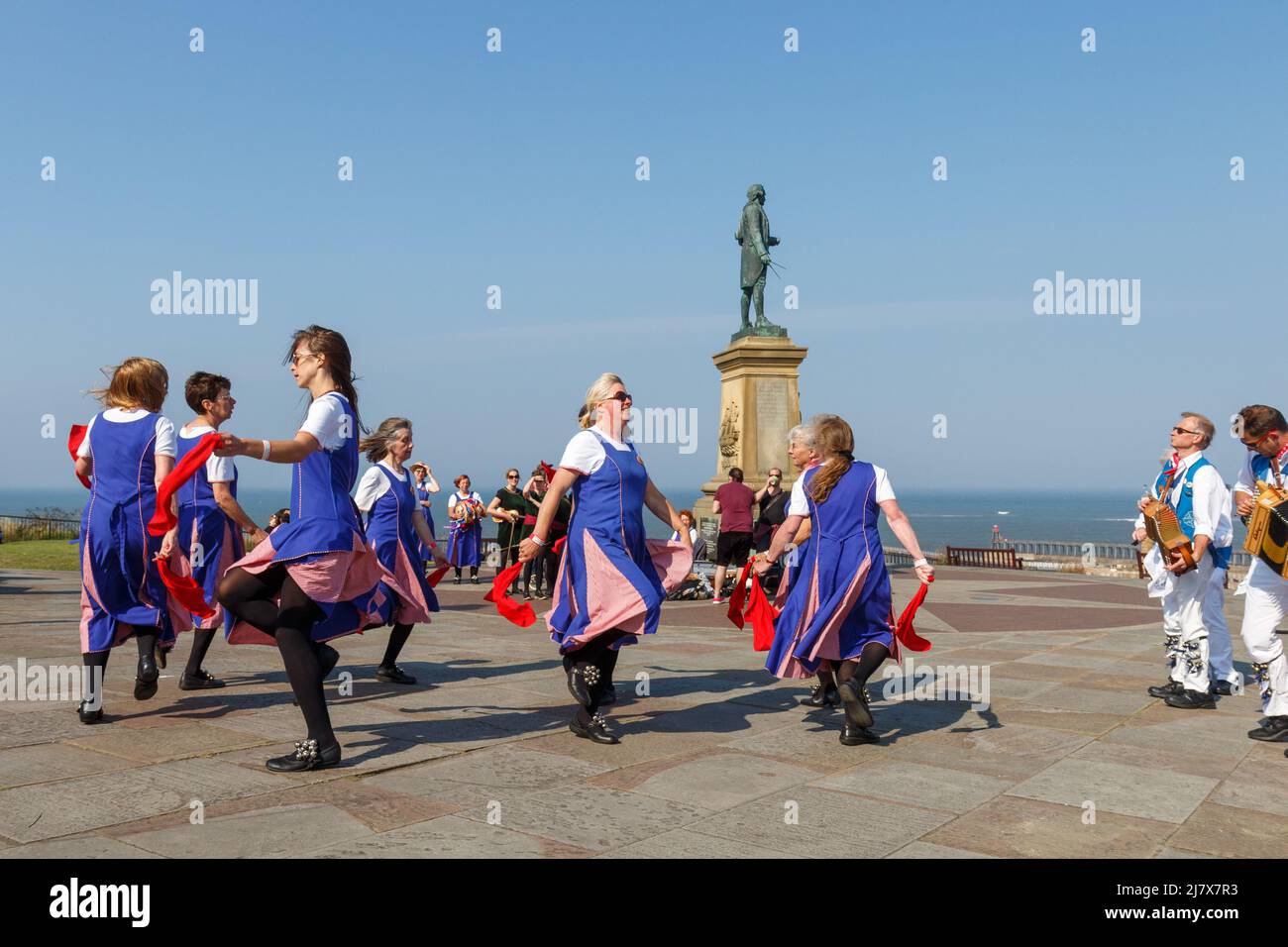 Danse traditionnelle et Morris à la Whitby Folk week Banque D'Images