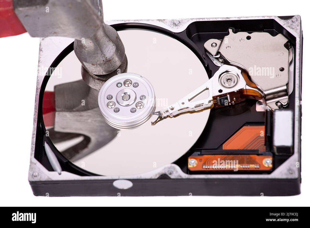 Hard drive destruction Banque de photographies et d'images à haute  résolution - Alamy