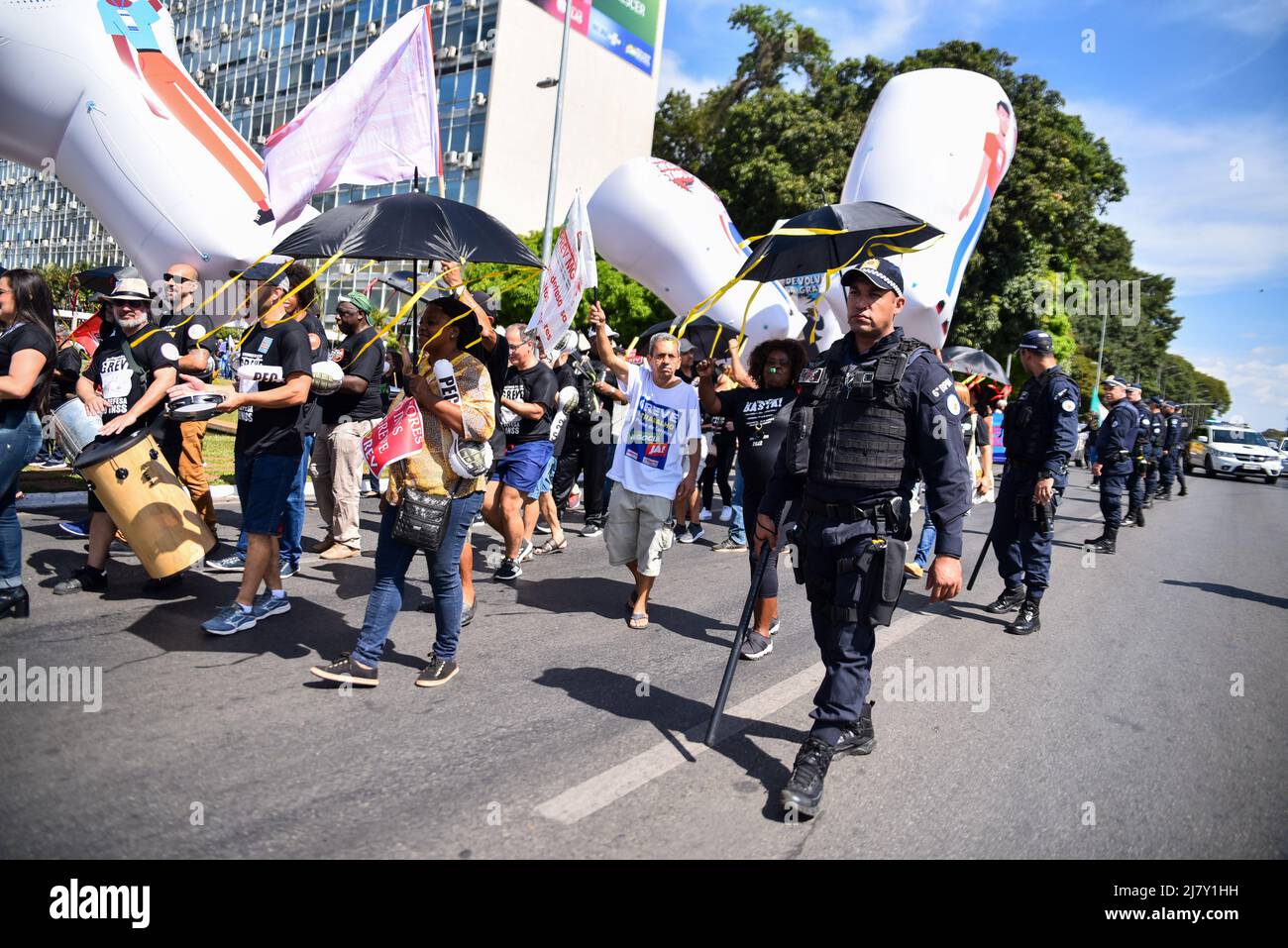 BRASÍLIA, DF - 11.05.2022: LUIZ FUX RECEBE RODRIGO PACHECO NO STF - ce mercredi (10) les travailleurs de l'INSS en grève protestent pour un réajustement des salaires devant le Ministère de la Santé. (Photo: Antonio Molina/Fotoarena) Banque D'Images