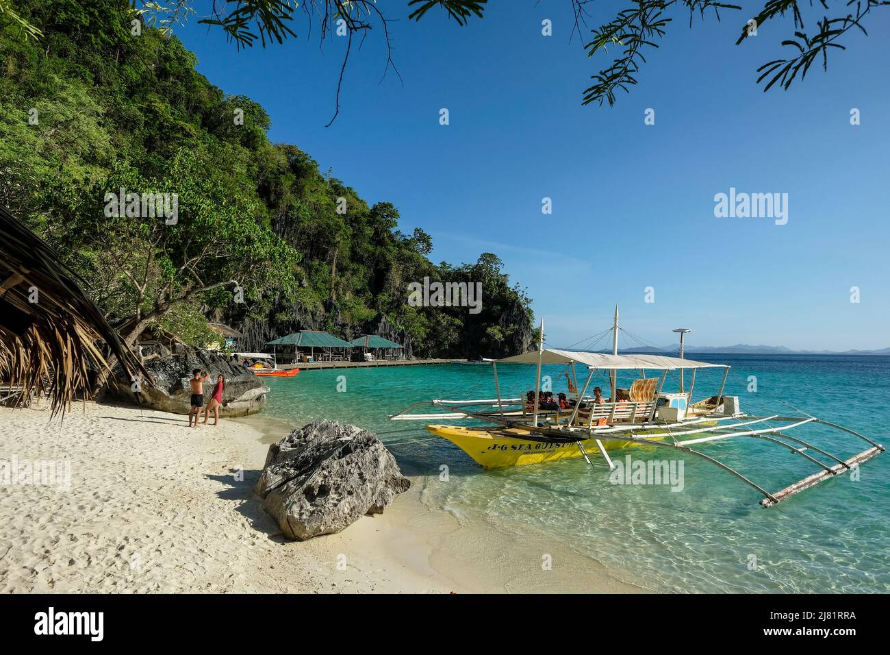 Coron, Philippines - 2022 mai : saut d'île à Coron le 9 mai 2022 à Palawan, Philippines. Banque D'Images