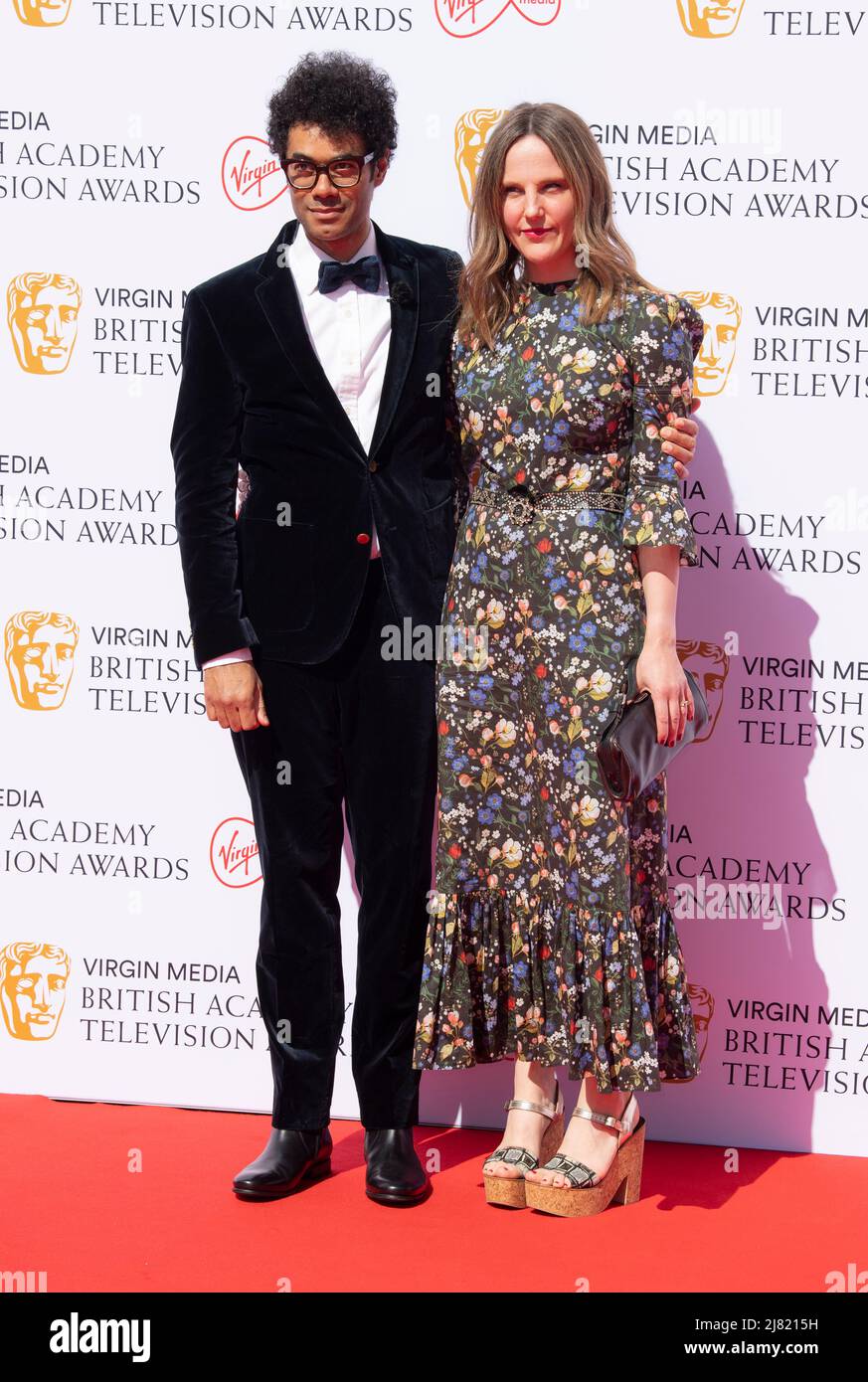 Richard Ayoade et Lydia Fox assistent aux Virgin Media British Academy Television Awards 2022 au Royal Festival Hall le 8 mai 2022 à Londres, en Angleterre Banque D'Images