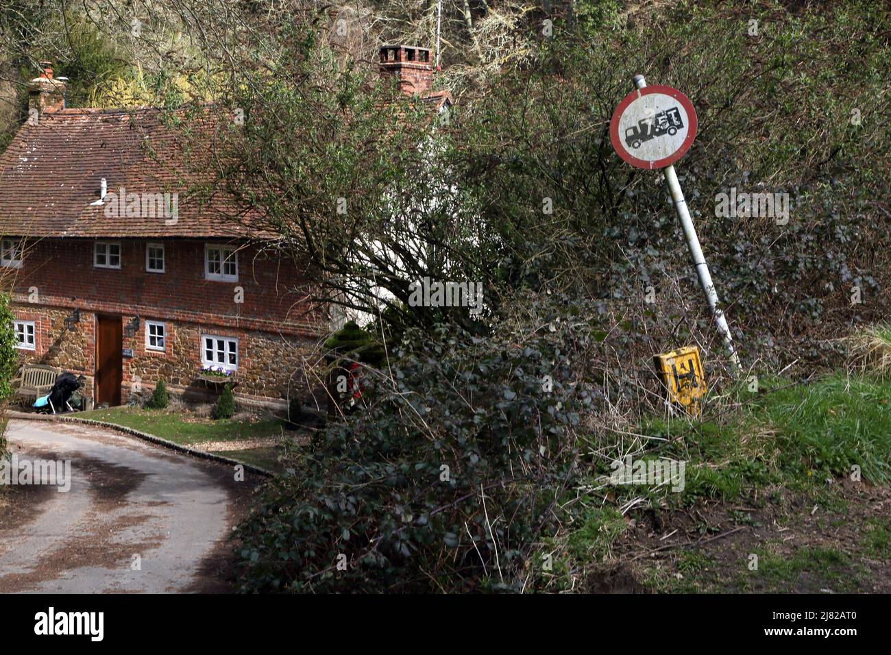 Friday Street Surrey England Pond Cottage Banque D'Images