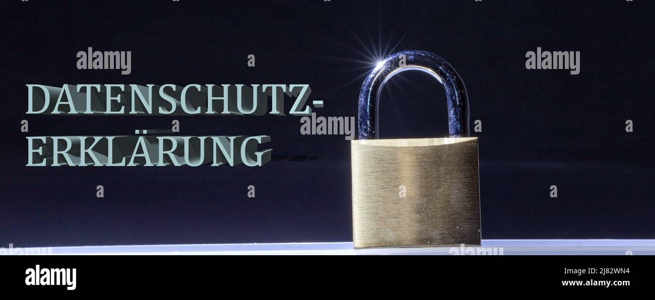 Cadenas sur fond sombre, à côté est le mot allemand Datasenschutzerklärung (politique de confidentialité) Banque D'Images