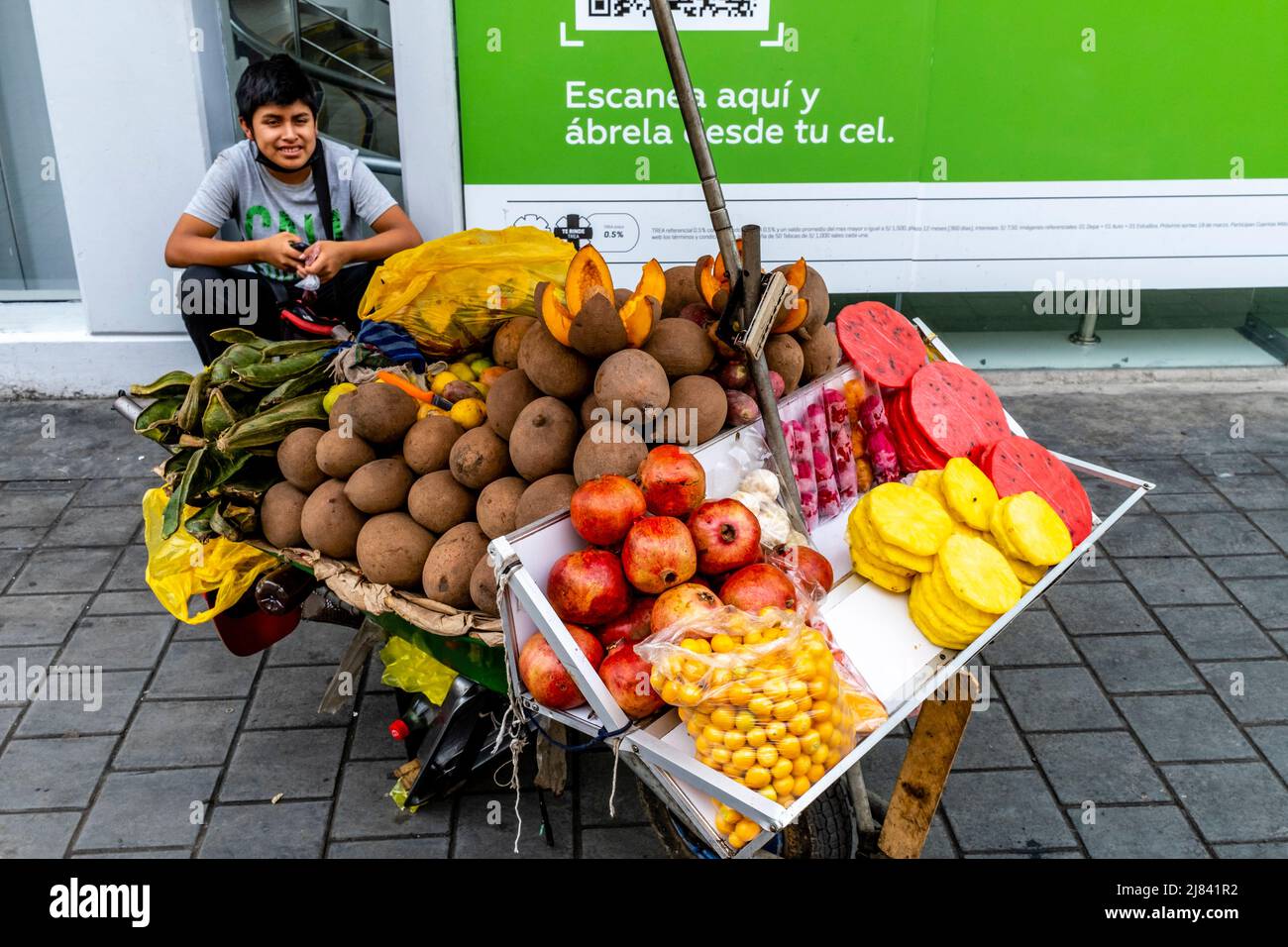 Typical peruvian fruit Banque de photographies et d’images à haute — free download