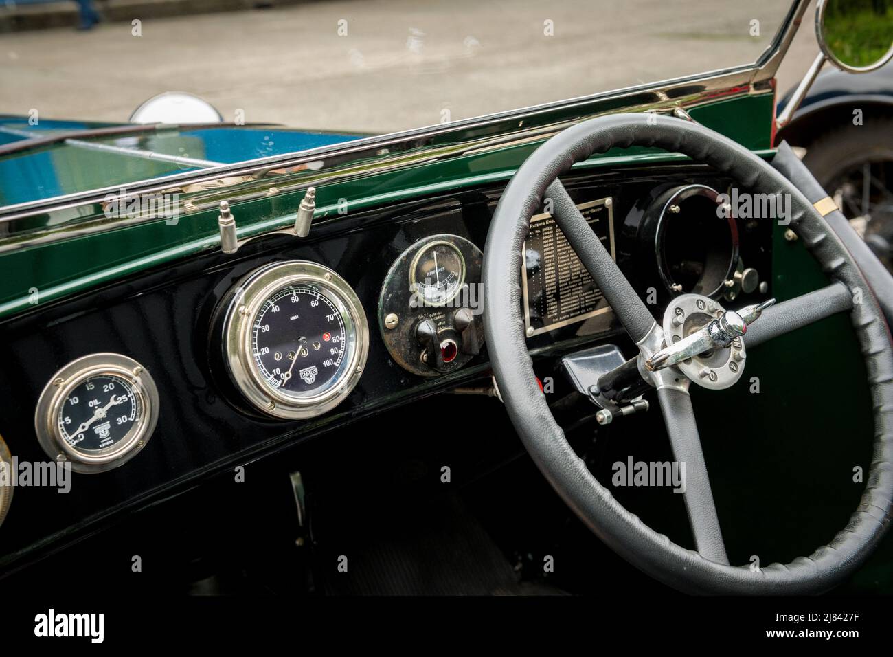 Les membres du club automobile d’Austin avant la guerre 7 qui participent à la tournée « Century of Sevens Celebration » autour des Dales du Derbyshire. Banque D'Images