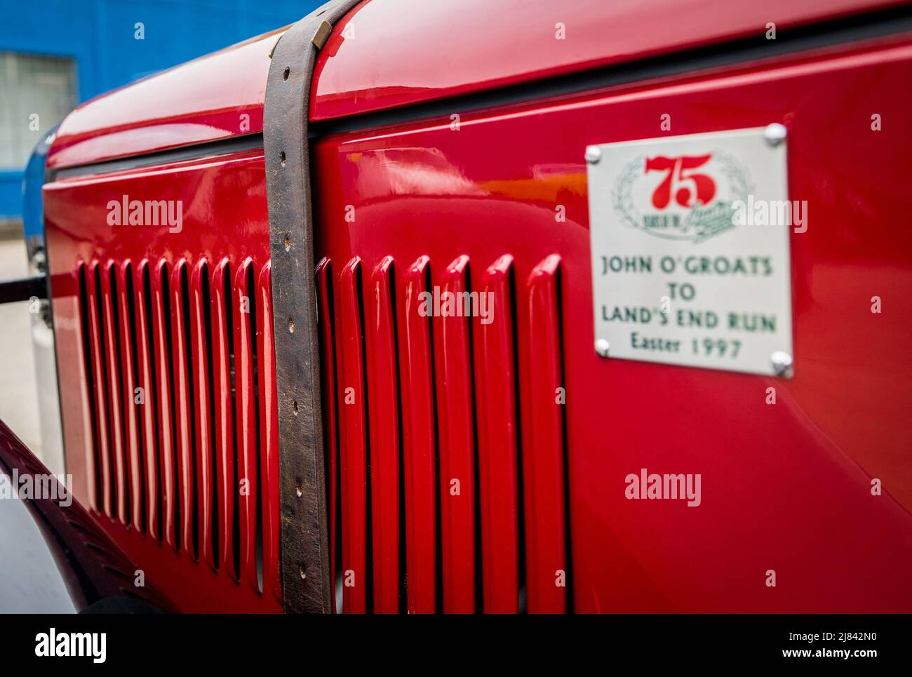 Les membres du club automobile d’Austin avant la guerre 7 qui participent à la tournée « Century of Sevens Celebration » autour des Dales du Derbyshire. Banque D'Images