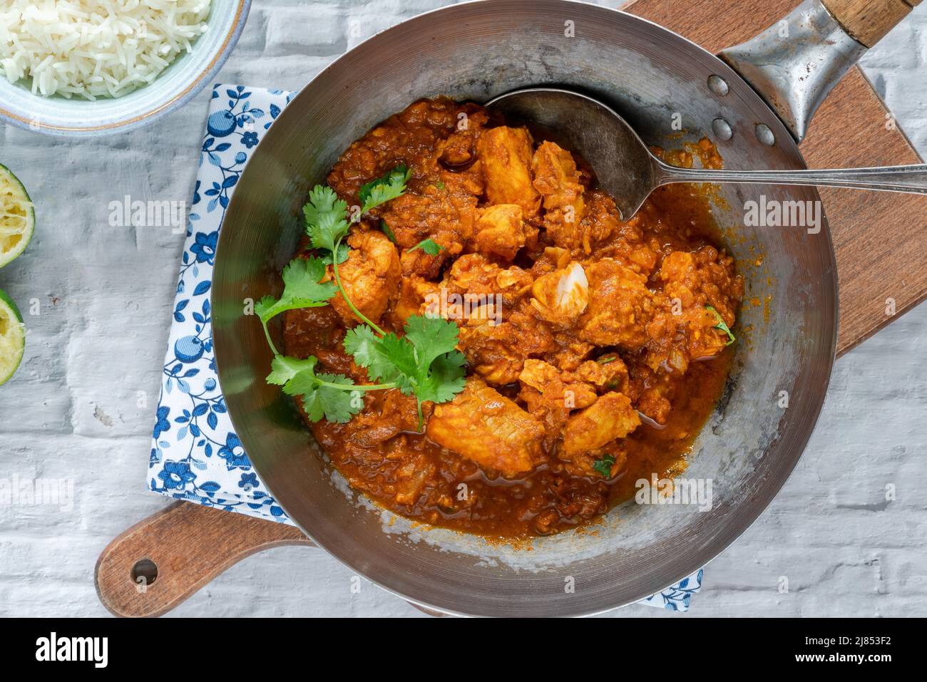 Pates de poisson Parsi au riz - délicieux curry de la communauté Parsi à Bombay Banque D'Images