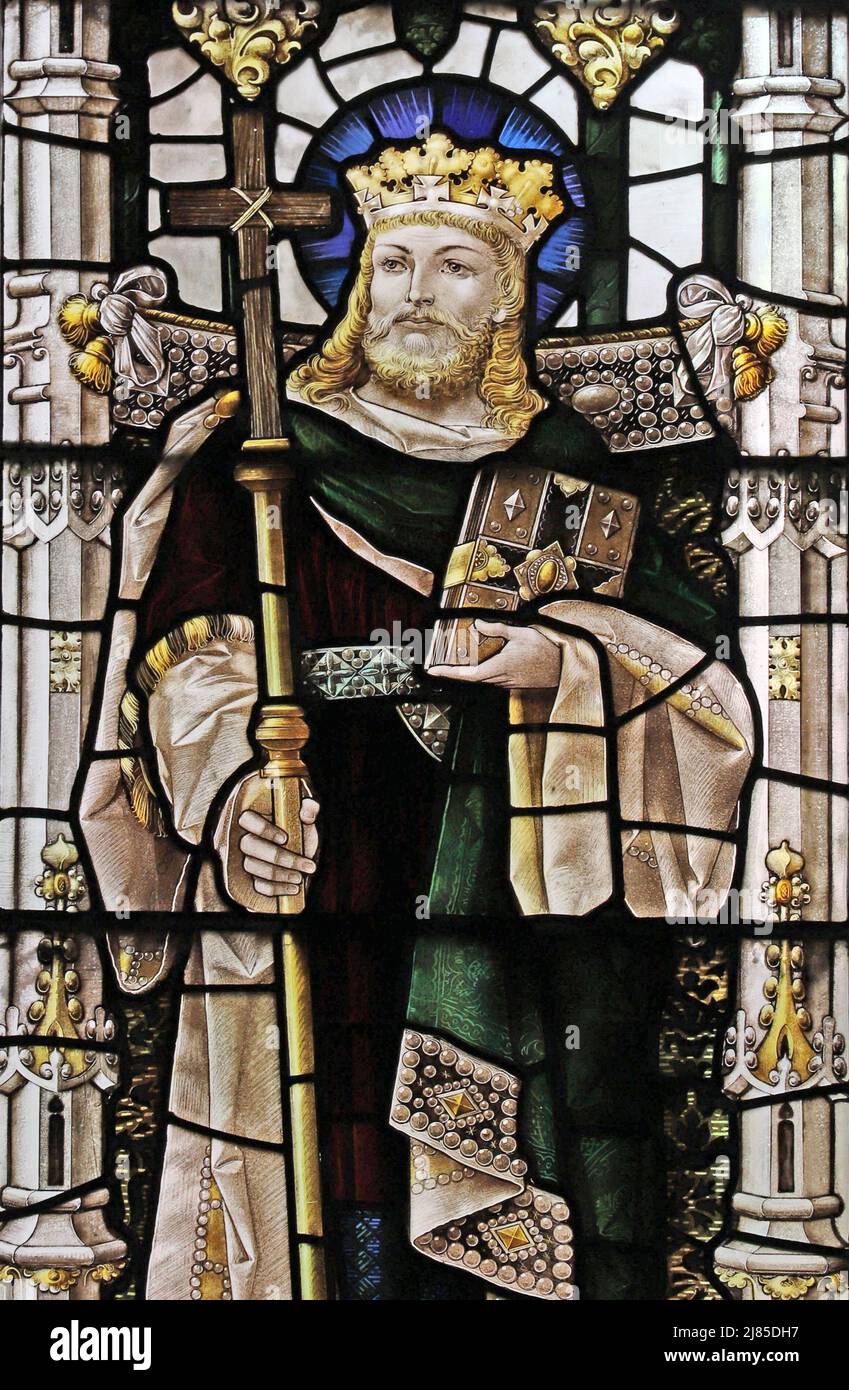 Vitraux de Percy Bacon & Brothers représentant St Oswald, roi de Northumbrie, église All Saints, Evesham Banque D'Images