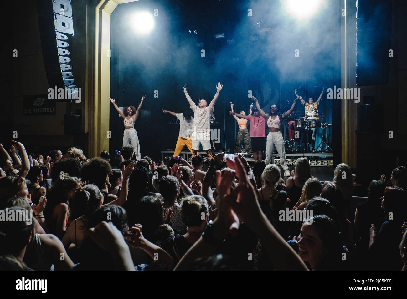 Berne, Suisse. 12th mai 2022. Le groupe allemand de rap Culcha Candela joue un concert à Bierhübeli à Berne. (Photo : Tilman Jentzsch). Credit: Gonzales photo/Alamy Live News Banque D'Images