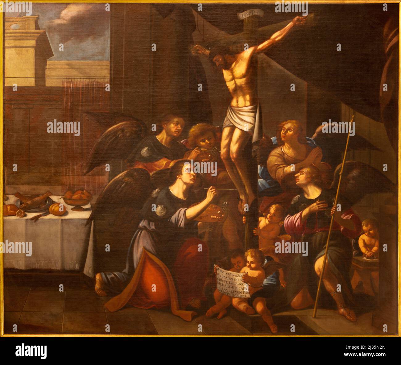 VALENCE, ESPAGNE - 14 FÉVRIER 2022 : la peinture de Crucifixion peinte par des anges dans l'église Iglesia San Juan del Hospital par un artiste inconnu. Banque D'Images