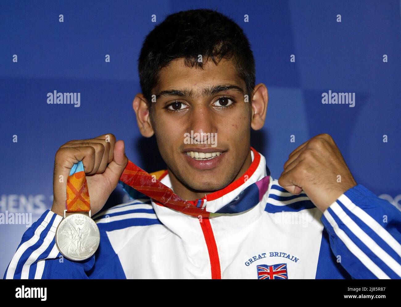 Photo du dossier en date du 29-08-2004 d'Amir Khan, médaillé d'argent aux Jeux olympiques de 2004 qui est devenu un champion du monde unifié au poids-lourd léger, a annoncé la fin de sa carrière en anneau. Date de publication : vendredi 13 mai 2022. Banque D'Images