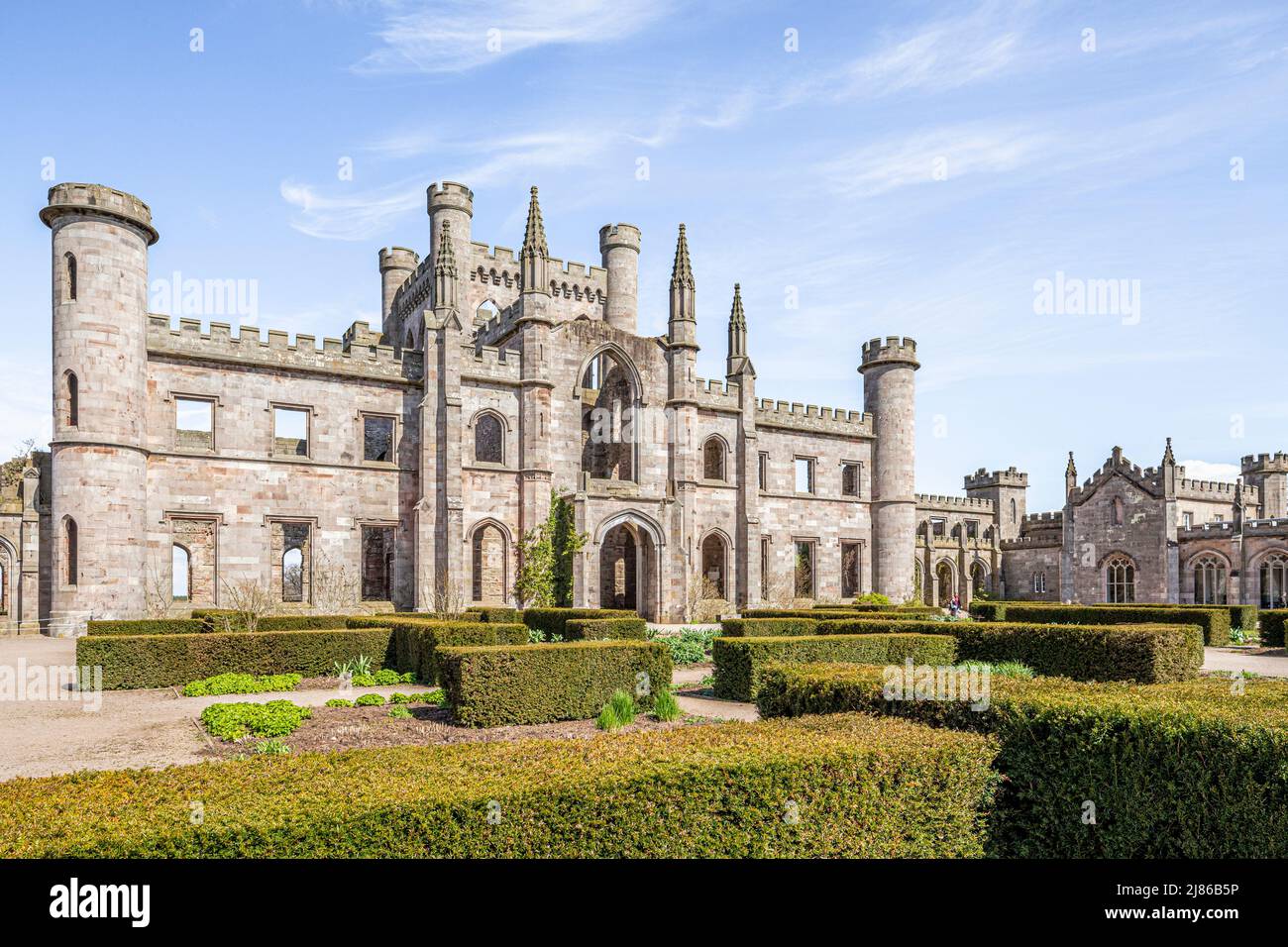 Château de Lowther dans le parc national de English Lake District près de Penrith, Cumbria, Angleterre Banque D'Images