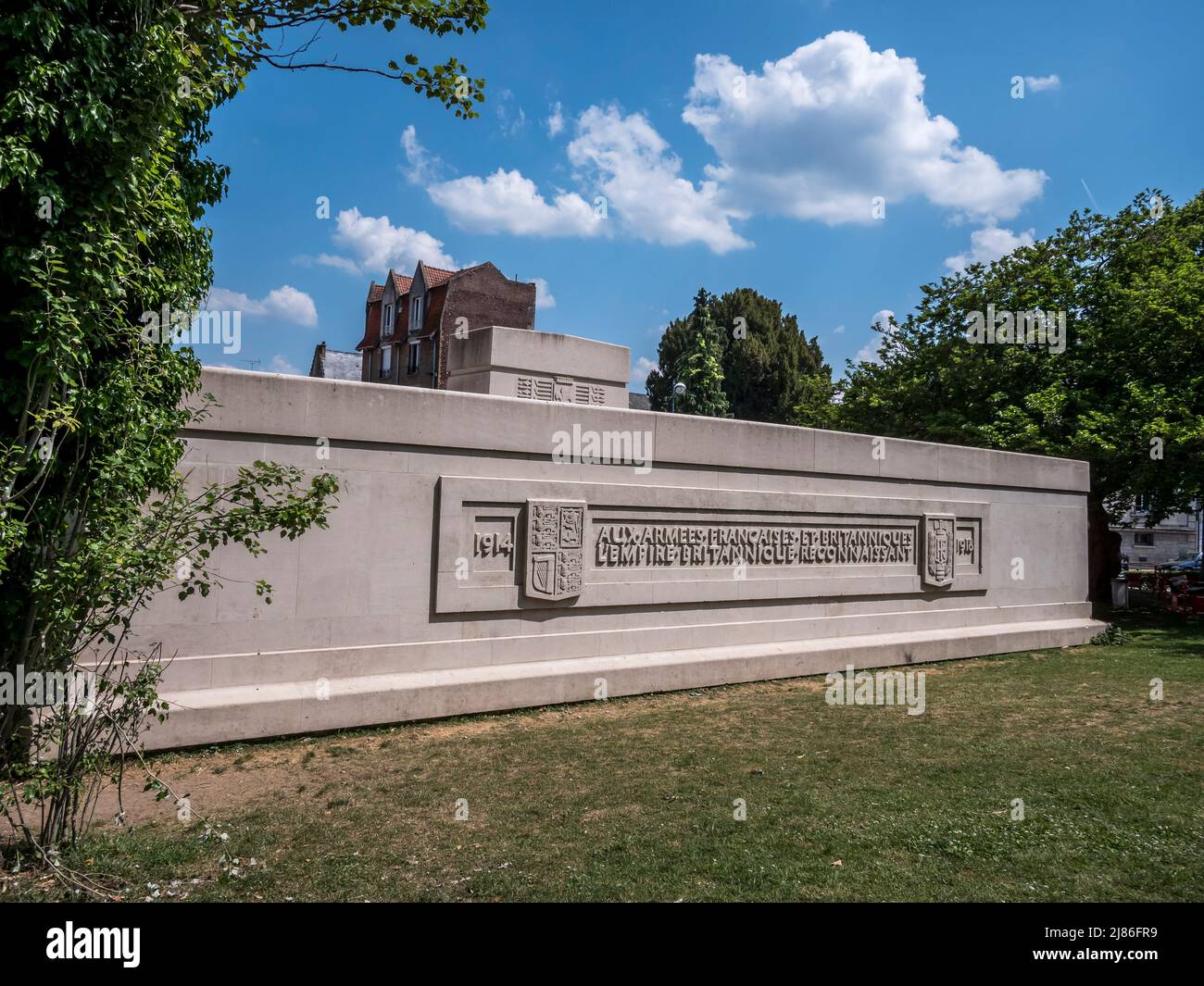 C'est le Mémorial des Soissons de la première Guerre mondiale du CWGC