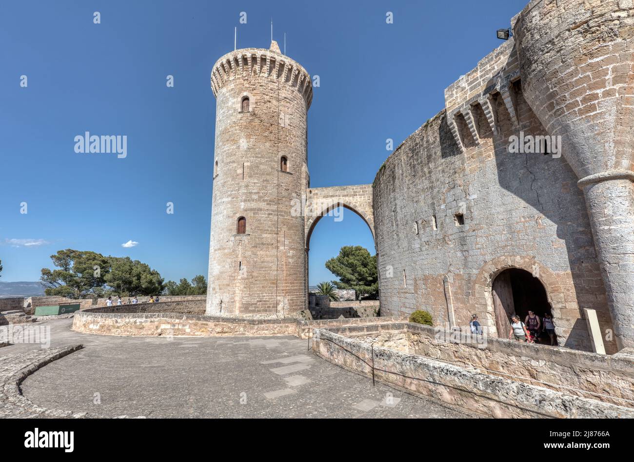 Château Bellver (Castell de Bellver) Tour Torre de Homenaje partie du château gothique du début du 14th siècle dominant la ville de Palma, Majorque Banque D'Images