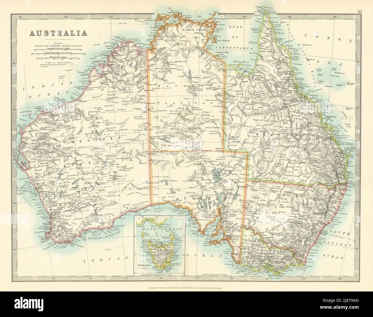 AUSTRALIE montrant les itinéraires des explorateurs et les champs aurifères. CARTE JOHNSTON 1911 Banque D'Images