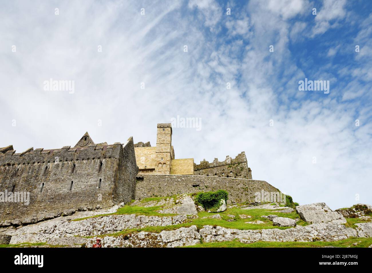 The Rock of Cashel, également connu sous le nom de Cashel of the Kings et St. Patrick Rock, site historique situé à Cashel, dans le comté de Tipperary. L'un des plus famo Banque D'Images