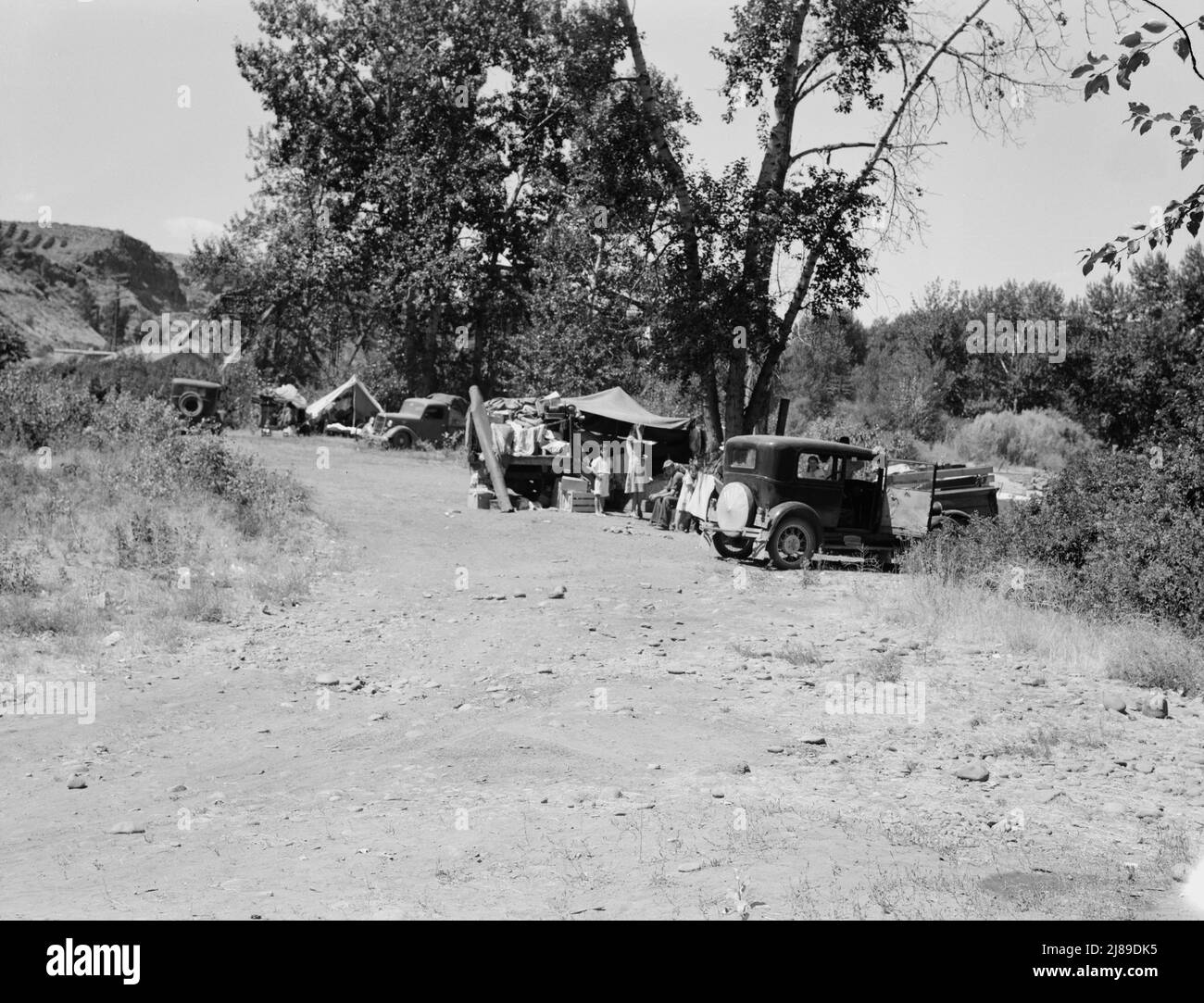 Trois familles migratrices dans "Ramblers Park." Washington, vallée de Yakima. Banque D'Images