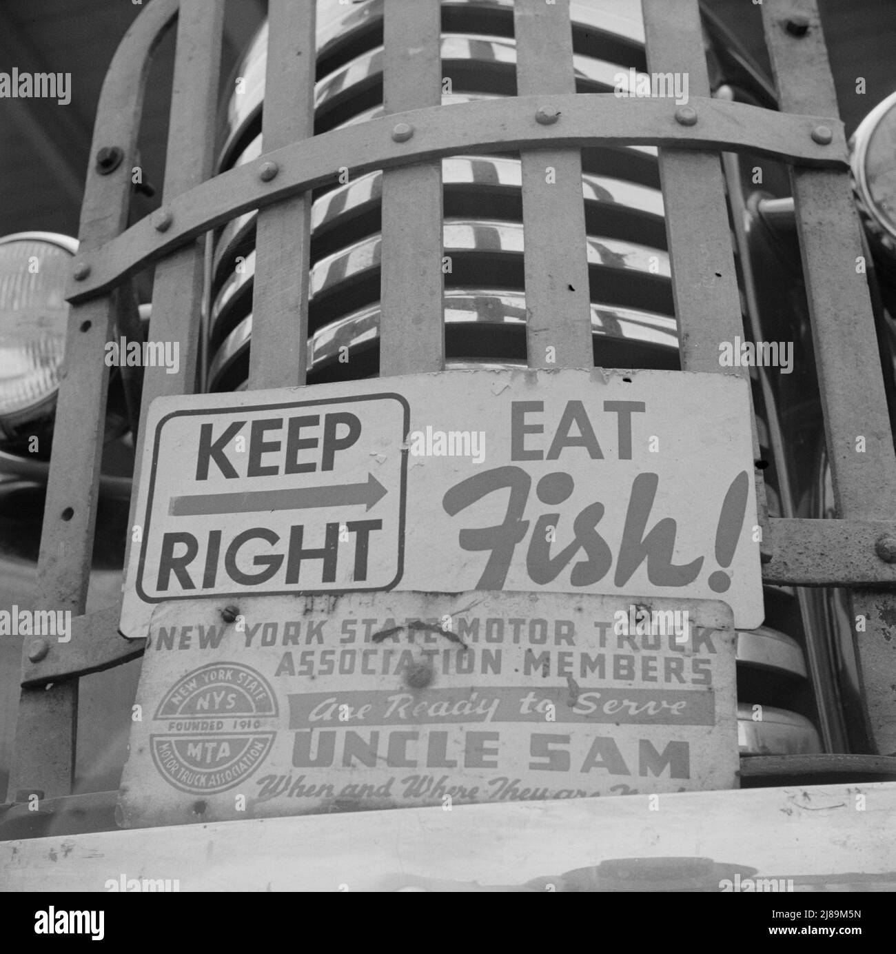 Panneau de signalisation new york city Banque d'images noir et blanc ...