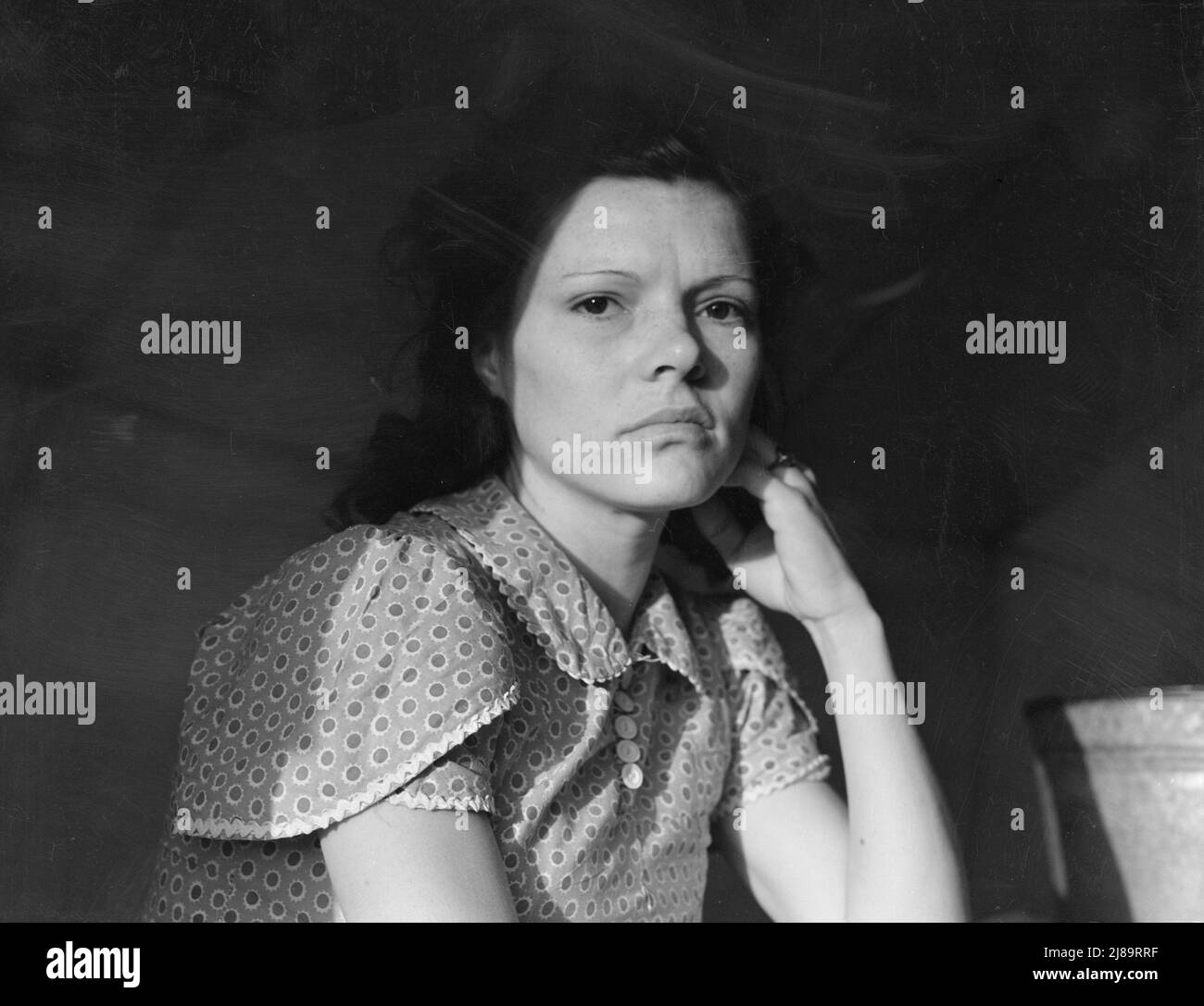 Une famille migratrice dans le camp de travail de l'Administration de la sécurité agricole (AAS). Calipatria, Imperial Valley, Californie. Banque D'Images