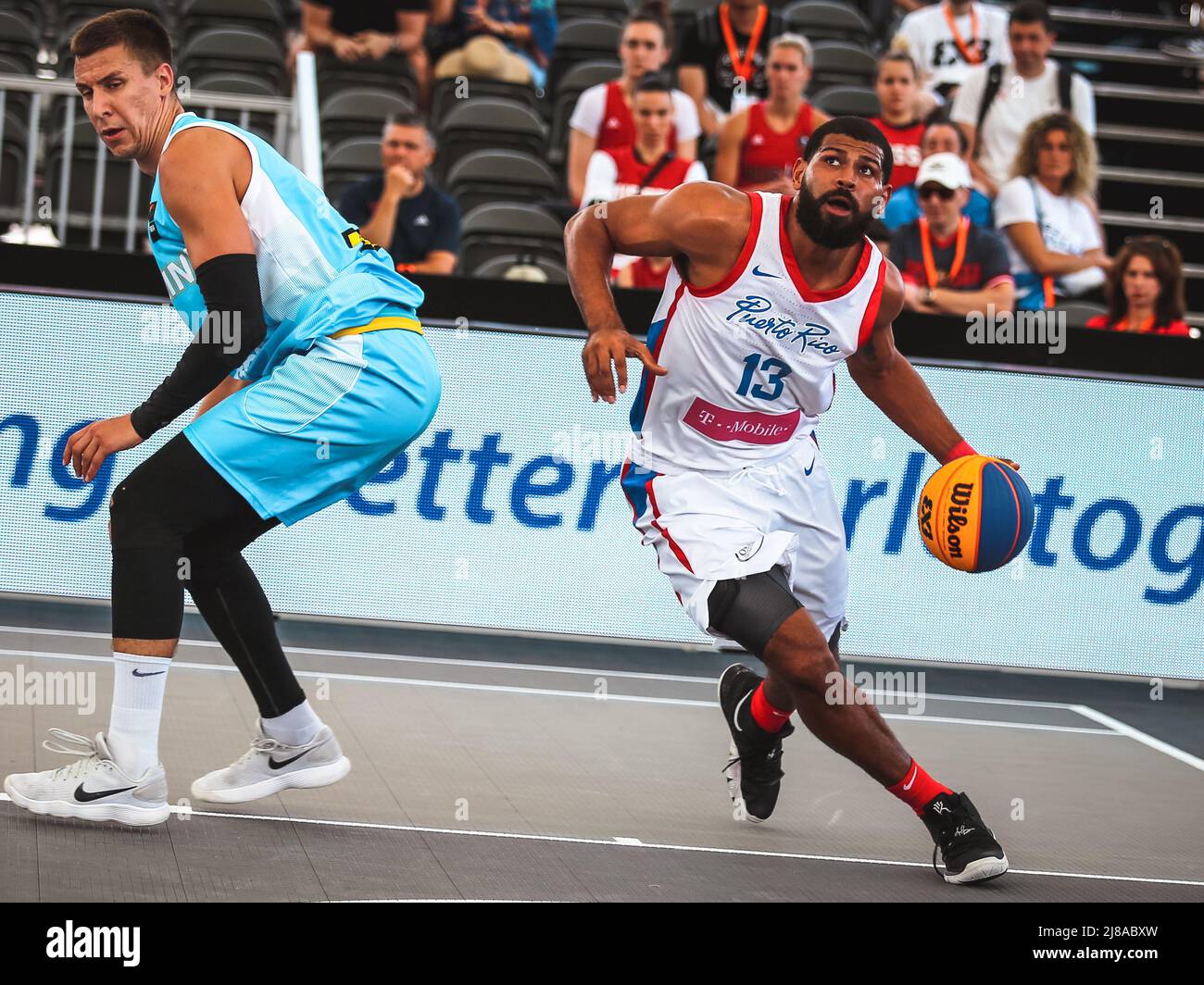 Amsterdam, pays-Bas, le 18 juin 2019: Angel Matias, joueur mâle portoricain, en action lors de la coupe du monde de basket-ball 3x3 de la FIBA Banque D'Images