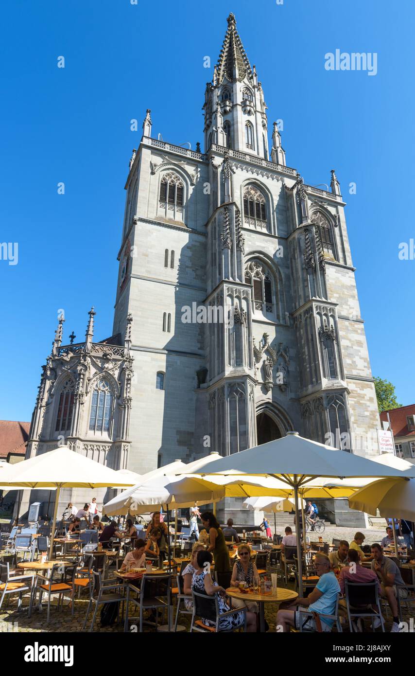 Constance, Allemagne - 30 juillet 2019 : Cathédrale de Constance ou cathédrale Konstanz Minster, Bade-Wurtemberg. C'est l'attraction touristique de la ville. Les gens visitent stre Banque D'Images