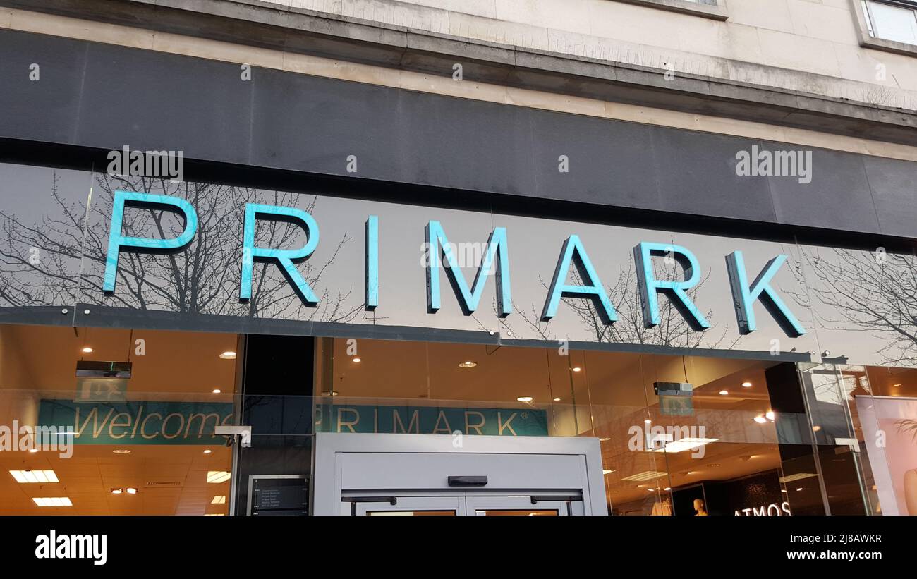 Enseigne de l'atelier de vêtements Primark Banque D'Images