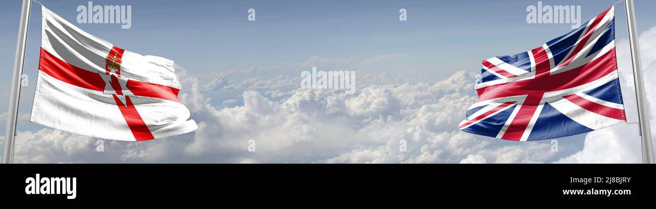 Drapeau de l'Irlande du Nord sur le ciel spectaculaire Banque D'Images