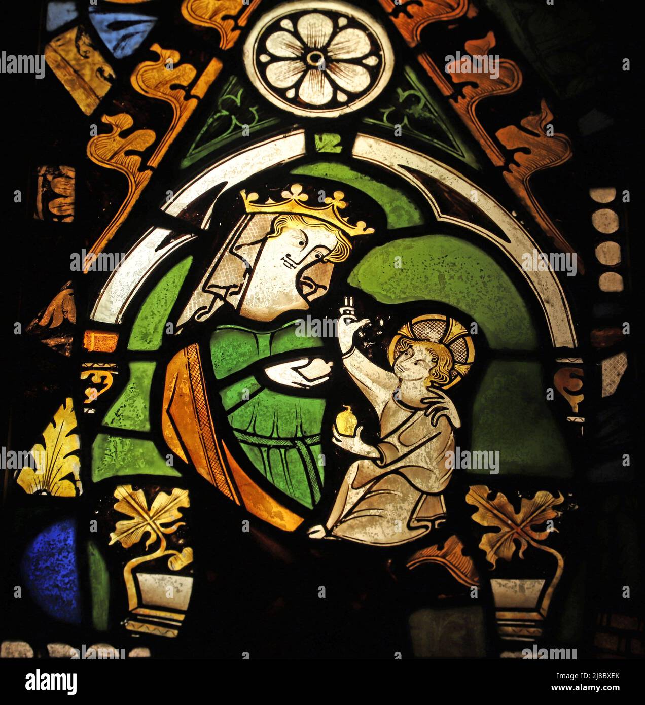 Vitraux médiévaux représentant la mère et l'enfant, l'église Saint-Jean-Baptiste, Fladbury, Worcestershire Banque D'Images